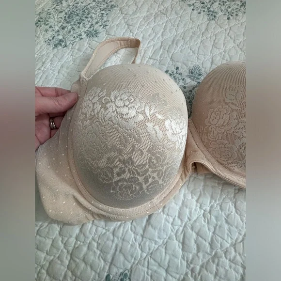 COPY - 2 Soma Stunning Support Bras - 38D - Picture 3 of 13